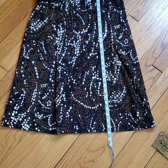 Notations patterned skirt *host pick!!* - Picture 4 of 10